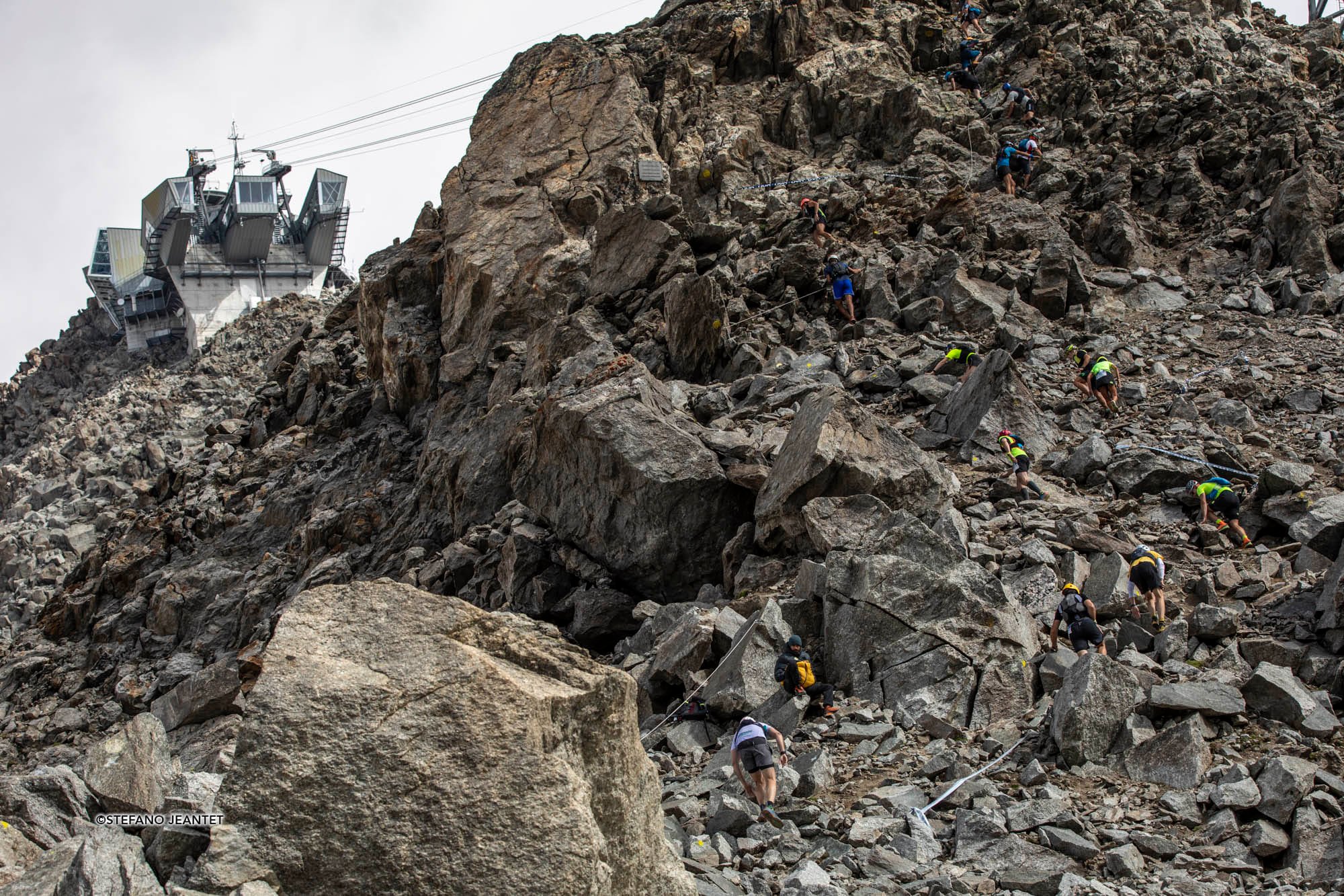 vertical courmayeur3